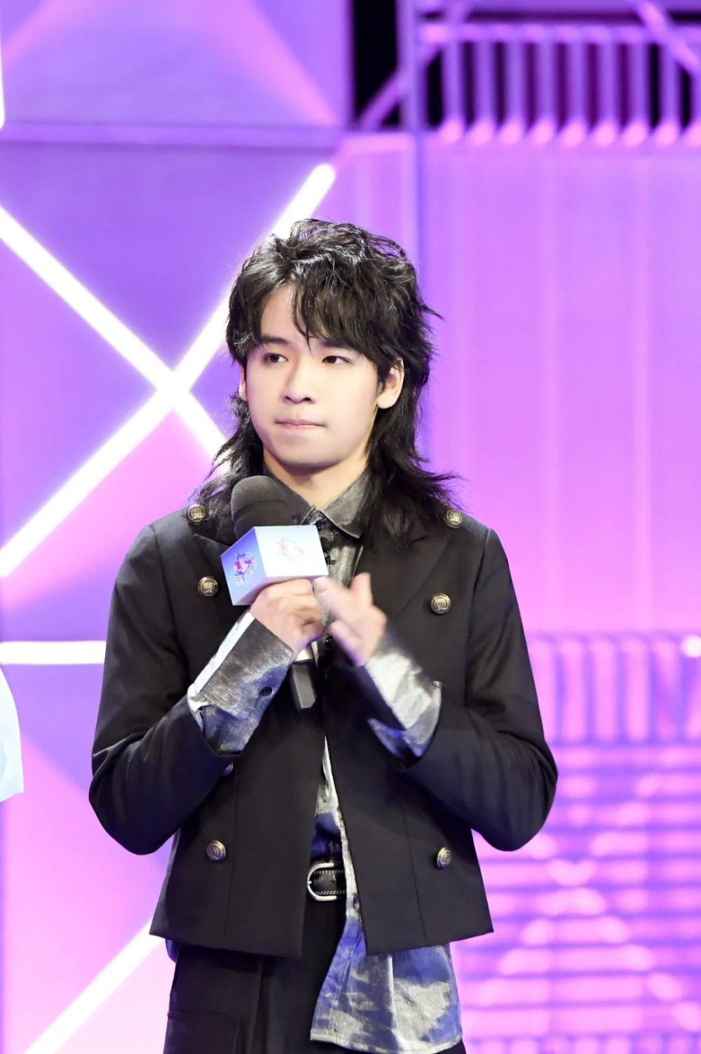 蓝莓孵化营完美收官王小潮夺冠九组公益帮扶大使出炉