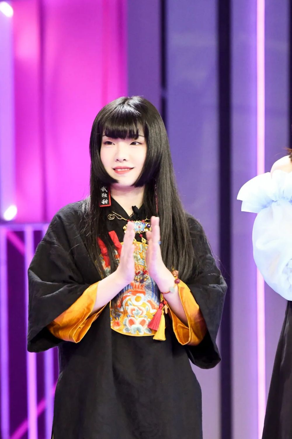 蓝莓孵化营完美收官王小潮夺冠九组公益帮扶大使出炉