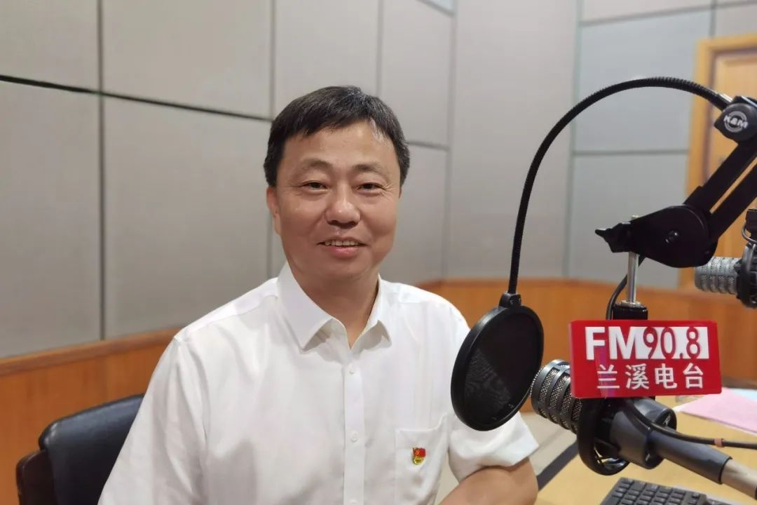 纪小兰清风诵读致敬清廉浙江鑫海纺织有限公司董事长邱海斌诵读夯实廉